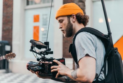 5 Reasons To Hire A Local Video Production | Tips For Australian Start-ups