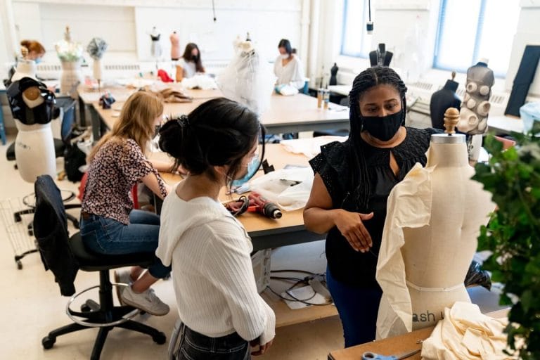 Top Fashion Schools in Los Angeles, California