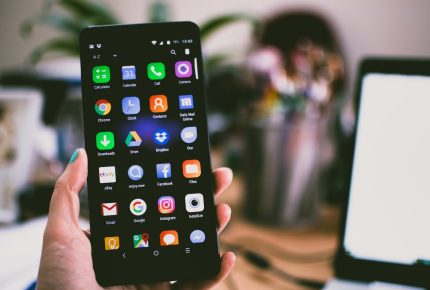 Five Best Apps to Download For Seniors